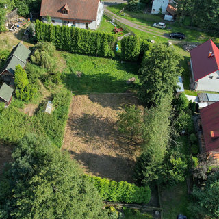 Prodej stavební parcely 931 m² Lovečkovice