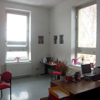 Pronájem kanceláře 32 m², Jiráskova