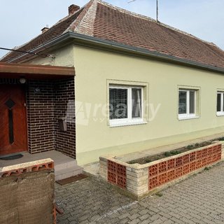 Prodej rodinného domu 110 m² Chvalovice, 