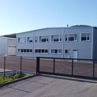 Pronájem výrobního objektu 1 400 m² Husinec