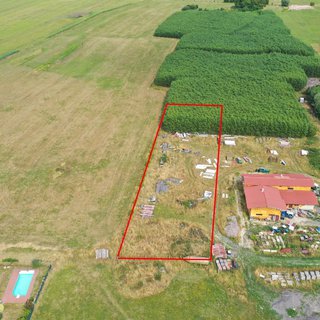 Prodej stavební parcely 4 000 m²