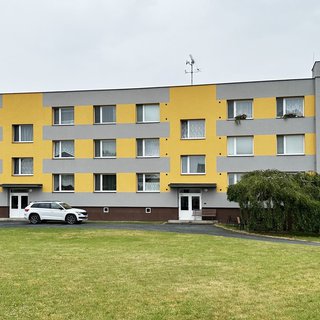 Prodej bytu 3+1 75 m² Ronov nad Doubravou, Zámecká