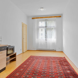 Pronájem bytu 1+1 46 m² Praha, náměstí Jiřího z Lobkovic