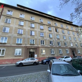 Prodej bytu 3+kk 69 m² Karlovy Vary, Majakovského