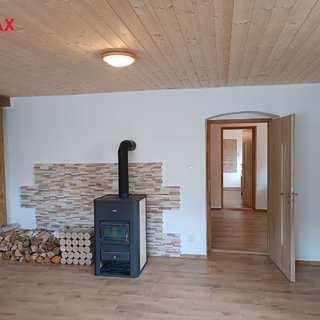 Prodej rodinného domu 115 m² Pnětluky, 