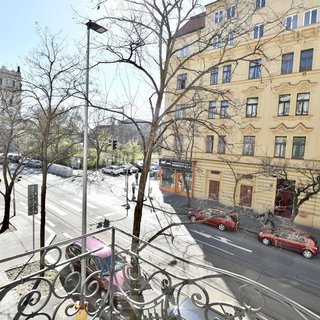 Pronájem bytu 2+kk 82 m² Praha, Korunní