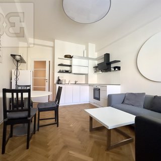 Pronájem bytu 2+kk 50 m² Praha, Karlínské náměstí