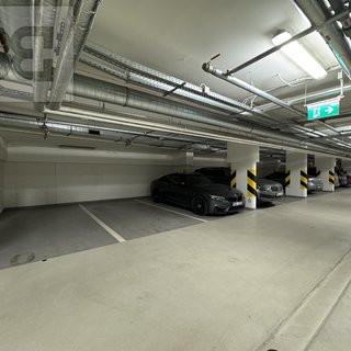 Pronájem parkovacího místa 13 m² Praha, U Mlýnského kanálu