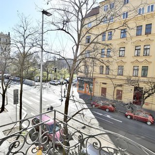 Pronájem bytu 2+kk 82 m² Praha, Korunní
