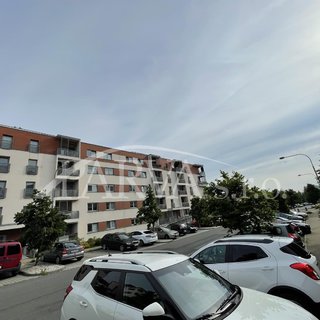 Pronájem bytu 1+kk a garsoniéry 49 m², Brněnská