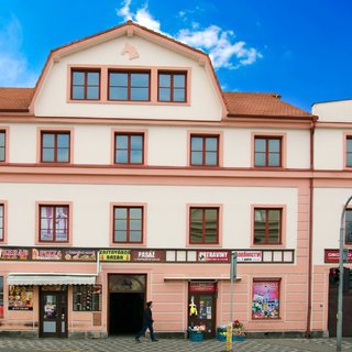 Prodej činžovního domu 1 757 m² Brandýs nad Labem-Stará Boleslav, Masarykovo náměstí