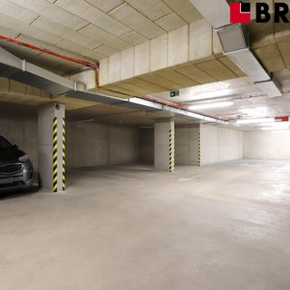 Pronájem parkovacího místa 15 m² Brno, Koperníkova