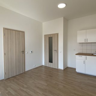 Pronájem bytu 3+kk 67 m² Slaný, Třebízského