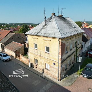 Prodej rodinného domu 664 m² Město Touškov, Vlkýšská