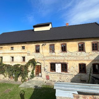 Prodej rodinného domu 430 m² Černěves