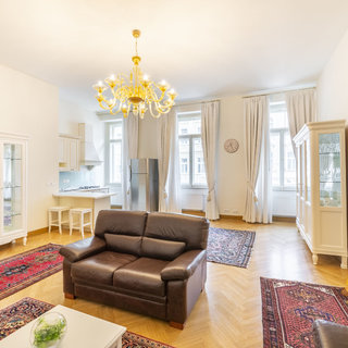 Pronájem bytu 3+kk 98 m² Praha, Italská