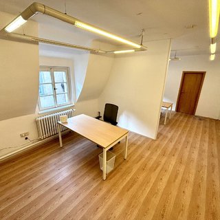 Pronájem kanceláře 29 m², Michalská