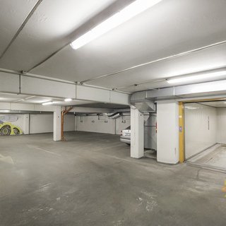 Pronájem parkovacího místa 8 m² Praha, Jindřicha Plachty
