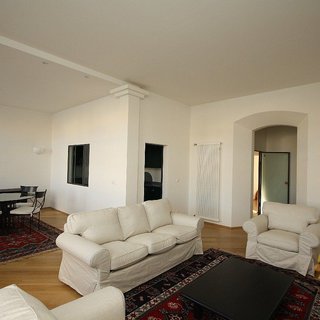Pronájem bytu 3+1 100 m² Praha, Hořejší nábřeží