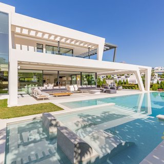 Prodej vily 906 m² ve Španělsku