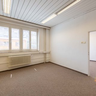 Pronájem kanceláře 45 m² Praha, Přístavní