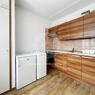 Pronájem bytu 1+1 39 m² Brno, Vondrákova