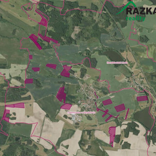 Prodej zemědělské půdy 283 723 m² Horažďovice