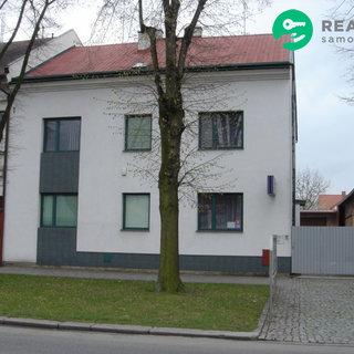 Prodej rodinného domu 200 m² Hradec Králové, Pražská třída