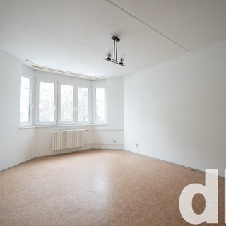 Pronájem bytu 1+1 38 m² Nová Role, Nádražní