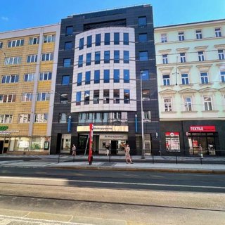 Pronájem kanceláře 300 m² Praha, Bělehradská