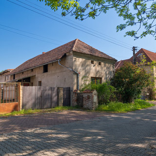 Prodej rodinného domu 95 m² Kněževes, Družstevní