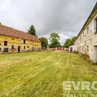 Prodej zemědělské usedlosti 530 m² Ves Touškov, 