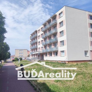 Pronájem bytu 1+kk a garsoniéry 29 m² Otrokovice, 