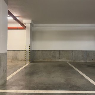 Prodej parkovacího místa 13 m², Krupná