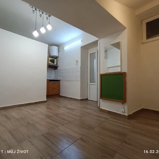 Pronájem bytu 1+kk a garzoniéry 17 m² Česká Lípa, Sokolská