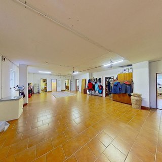 Prodej kanceláře 556 m² Karlovy Vary, Okružní