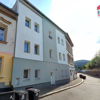 Pronájem bytu 1+kk a garsoniéry 23 m² Ústí nad Labem, 1. máje