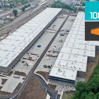 Pronájem skladu 4 000 m² Pardubice, Nádražní
