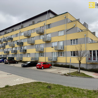 Prodej bytu 1+1 41 m² Kladno, Jaroslava Holečka