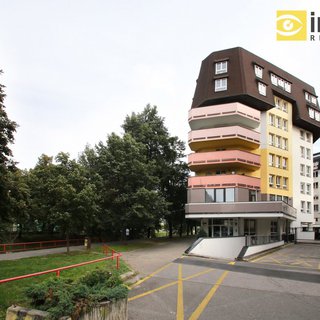 Pronájem bytu 5+1 a více 187 m² Praha, K Botiči