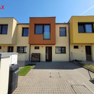 Prodej rodinného domu 114 m² Drahelčice, Spojovací