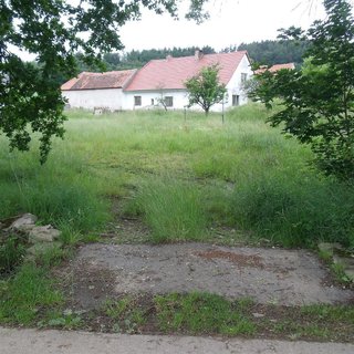 Prodej stavební parcely 1 004 m² Nová Ves, 