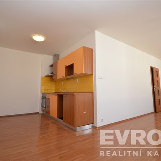 Pronájem bytu 2+kk 61 m² Praha, Pobočná