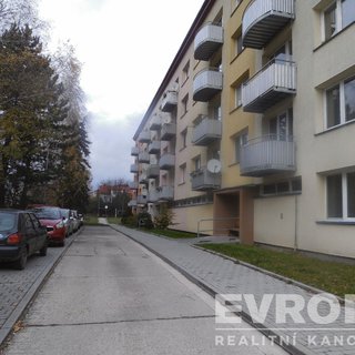Pronájem bytu 3+1 66 m² Dačice, Máchova