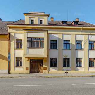 Prodej činžovního domu 909 m², Komenského