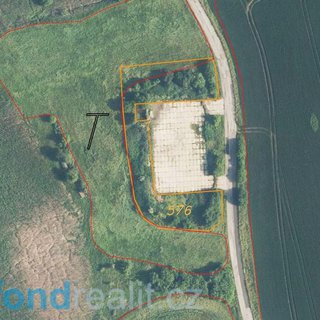 Prodej zemědělské půdy 2 724 m² Jičíněves