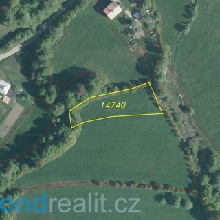 Prodej zemědělské půdy 1 870 m² Hovězí