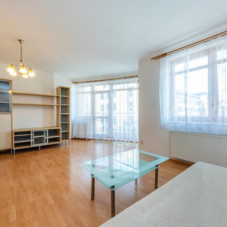 Pronájem bytu 3+kk 89 m² Praha, Naskové