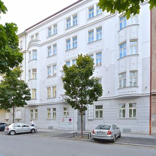 Pronájem bytu 3+kk 109 m² Praha, Laubova