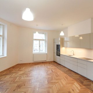 Pronájem bytu 3+kk 81 m² Praha, Bořivojova